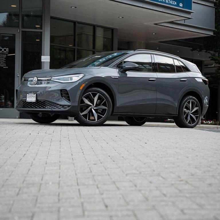 new 2025 Volkswagen ID.4 car, priced at $51,261