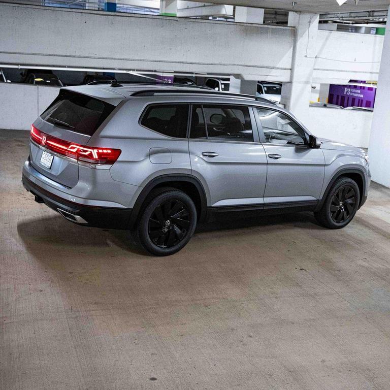 new 2026 Volkswagen Atlas car, priced at $45,943