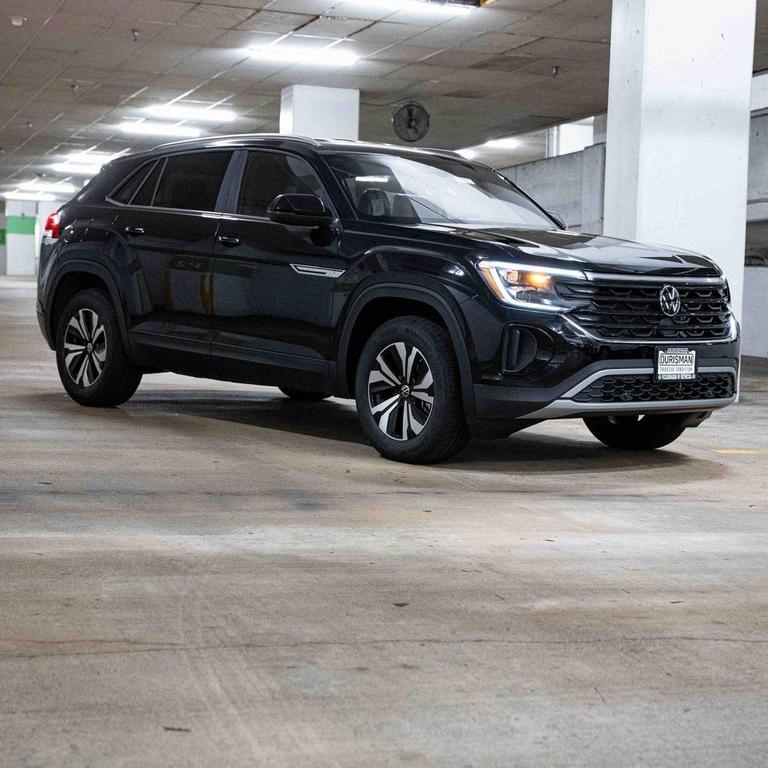 new 2026 Volkswagen Atlas Cross Sport car, priced at $42,681