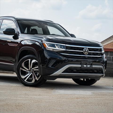 used 2021 Volkswagen Atlas Cross Sport car, priced at $30,000