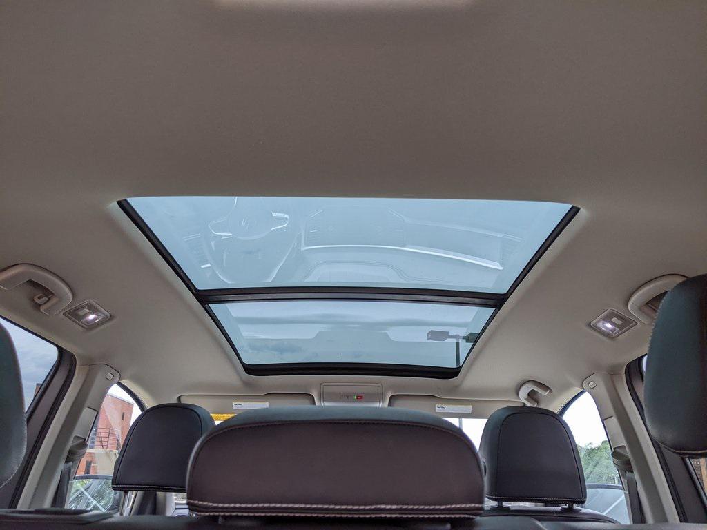 used 2023 Volkswagen Atlas car, priced at $33,500