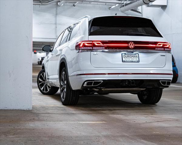 new 2024 Volkswagen Atlas car, priced at $52,065