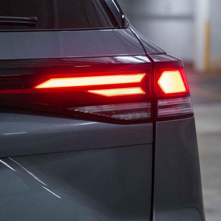 new 2025 Volkswagen Tiguan car, priced at $33,486