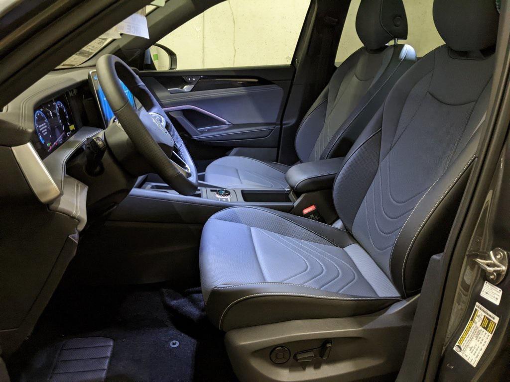 new 2025 Volkswagen Tiguan car, priced at $33,486