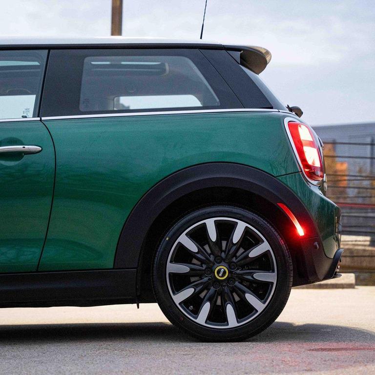 used 2023 MINI Hardtop car, priced at $21,500