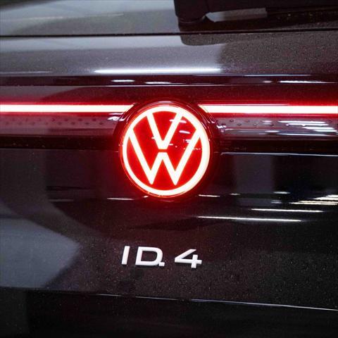 new 2025 Volkswagen ID.4 car, priced at $54,761