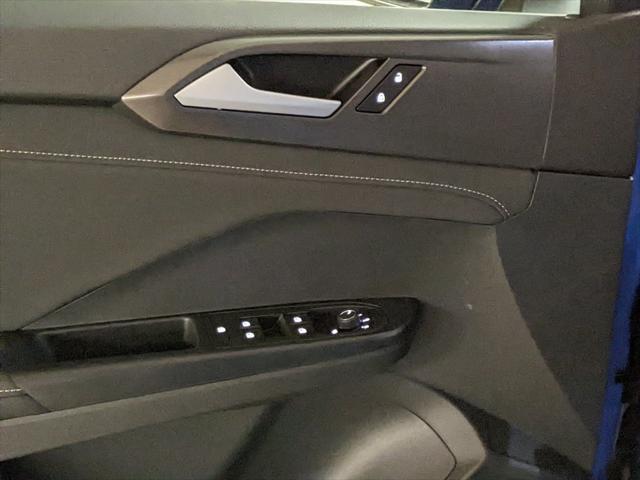 new 2025 Volkswagen Taos car, priced at $32,021