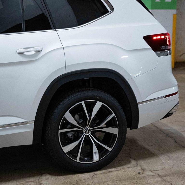 new 2026 Volkswagen Atlas car, priced at $54,566