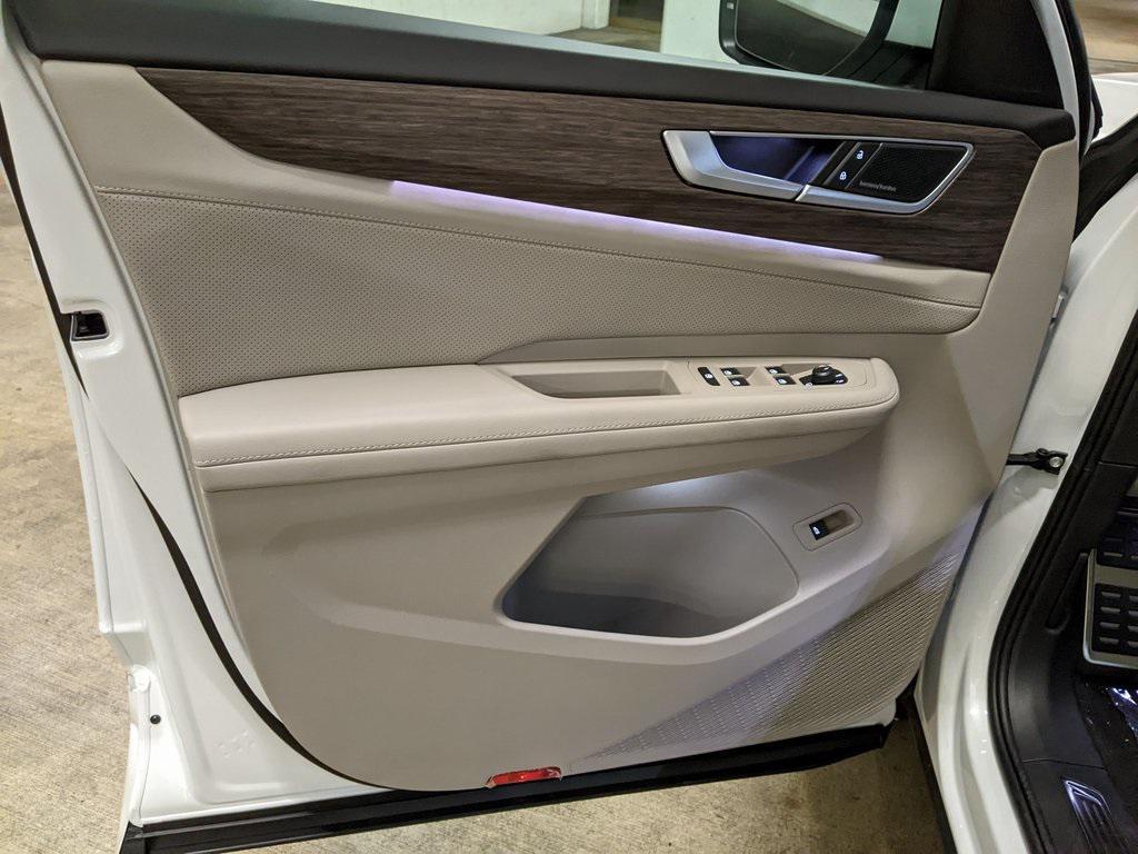 new 2026 Volkswagen Atlas car, priced at $54,566