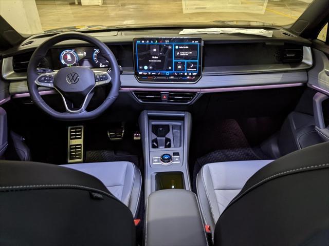 new 2025 Volkswagen Tiguan car, priced at $37,986