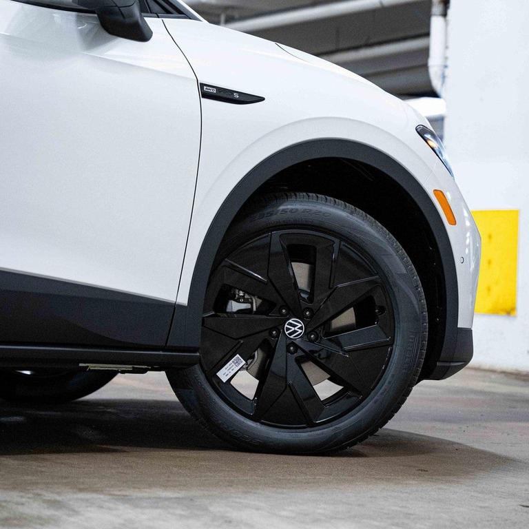 new 2025 Volkswagen ID.4 car, priced at $57,421