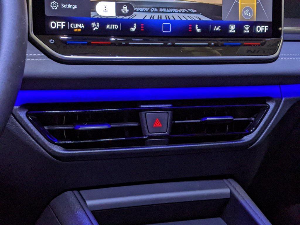 new 2025 Volkswagen Tiguan car, priced at $36,776
