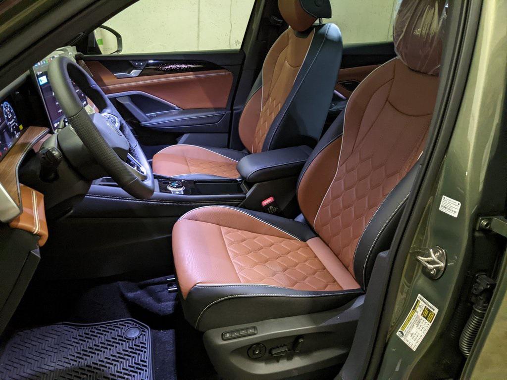 new 2025 Volkswagen Tiguan car, priced at $41,397