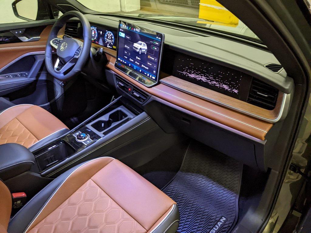 new 2025 Volkswagen Tiguan car, priced at $41,397