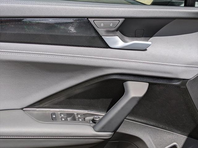 new 2025 Volkswagen Tiguan car, priced at $37,986