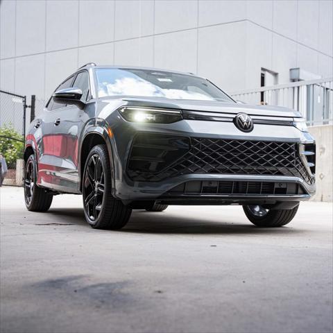 new 2025 Volkswagen Tiguan car, priced at $37,986