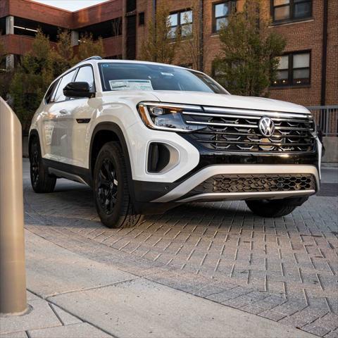 new 2025 Volkswagen Atlas car, priced at $46,111