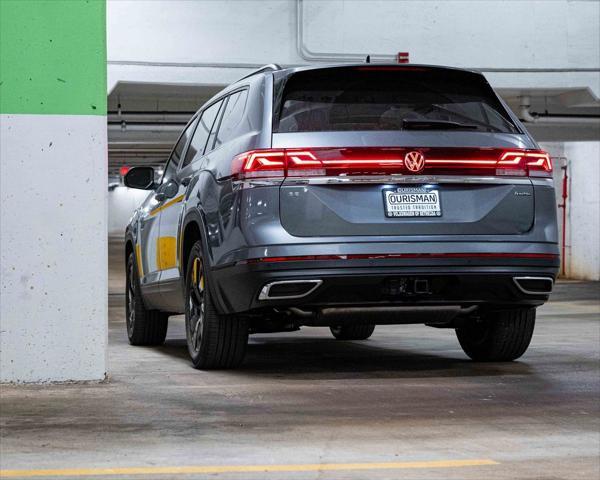 new 2025 Volkswagen Atlas car, priced at $49,052