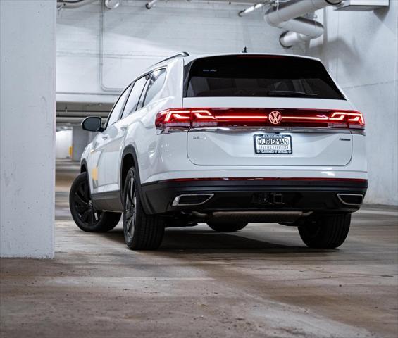 new 2025 Volkswagen Atlas car, priced at $45,052