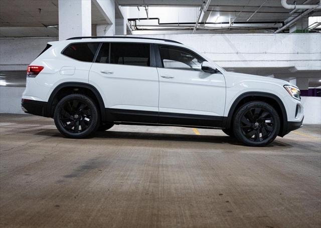 new 2025 Volkswagen Atlas car, priced at $44,552