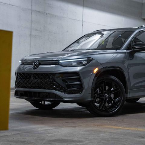 new 2025 Volkswagen Tiguan car, priced at $37,986