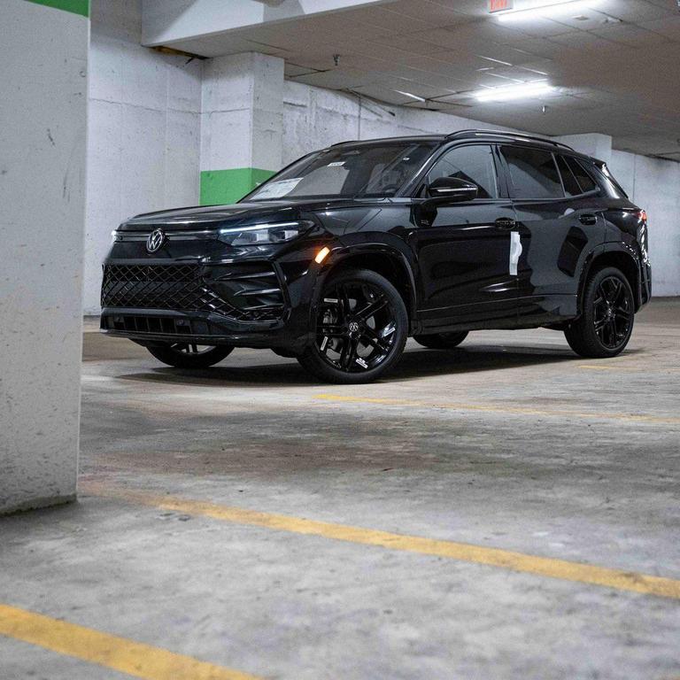 new 2025 Volkswagen Tiguan car, priced at $37,736