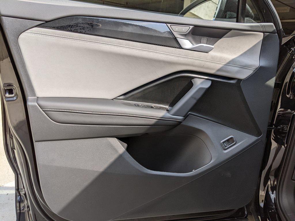 new 2025 Volkswagen Tiguan car, priced at $37,736
