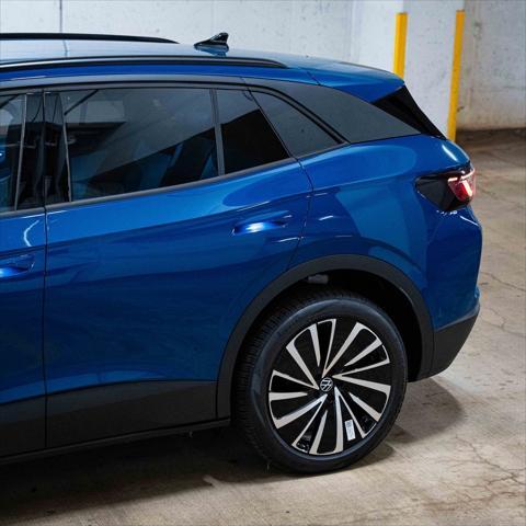 new 2025 Volkswagen ID.4 car, priced at $46,160