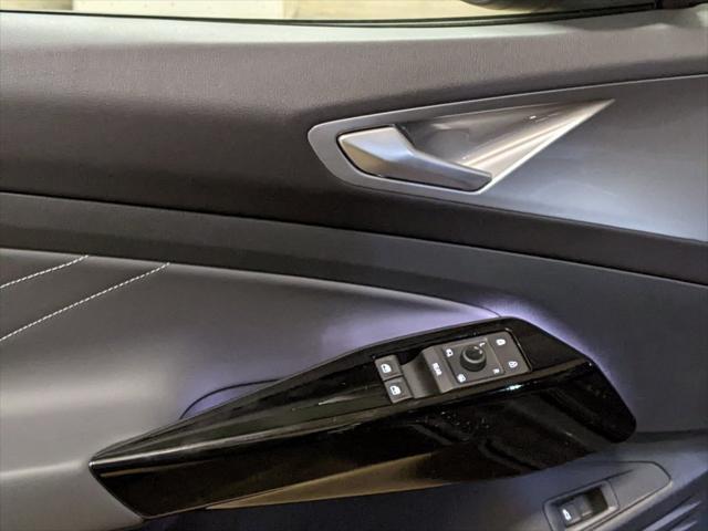 new 2025 Volkswagen ID.4 car, priced at $54,461
