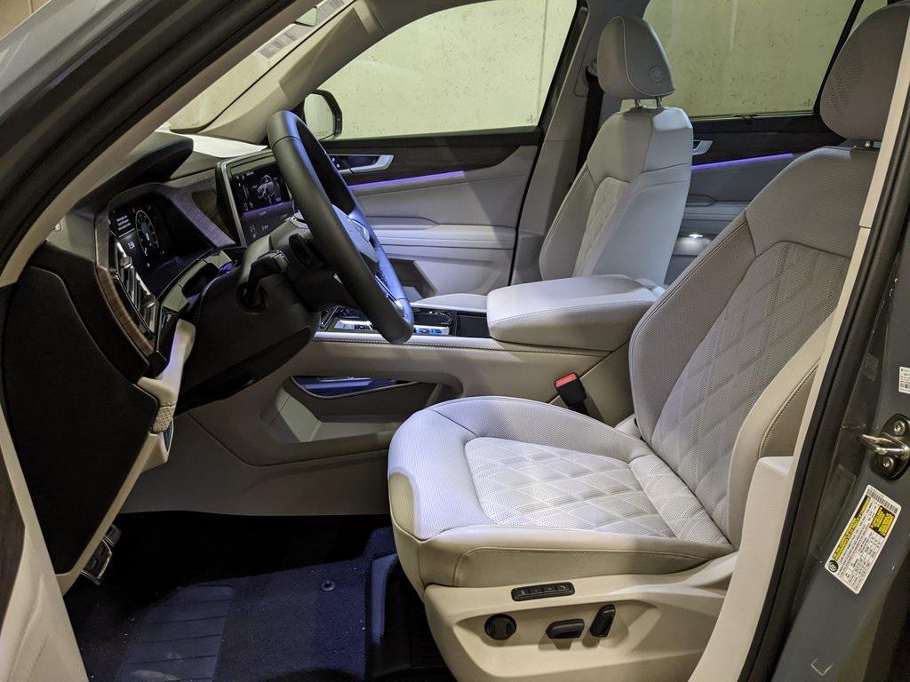 new 2026 Volkswagen Atlas car, priced at $54,214