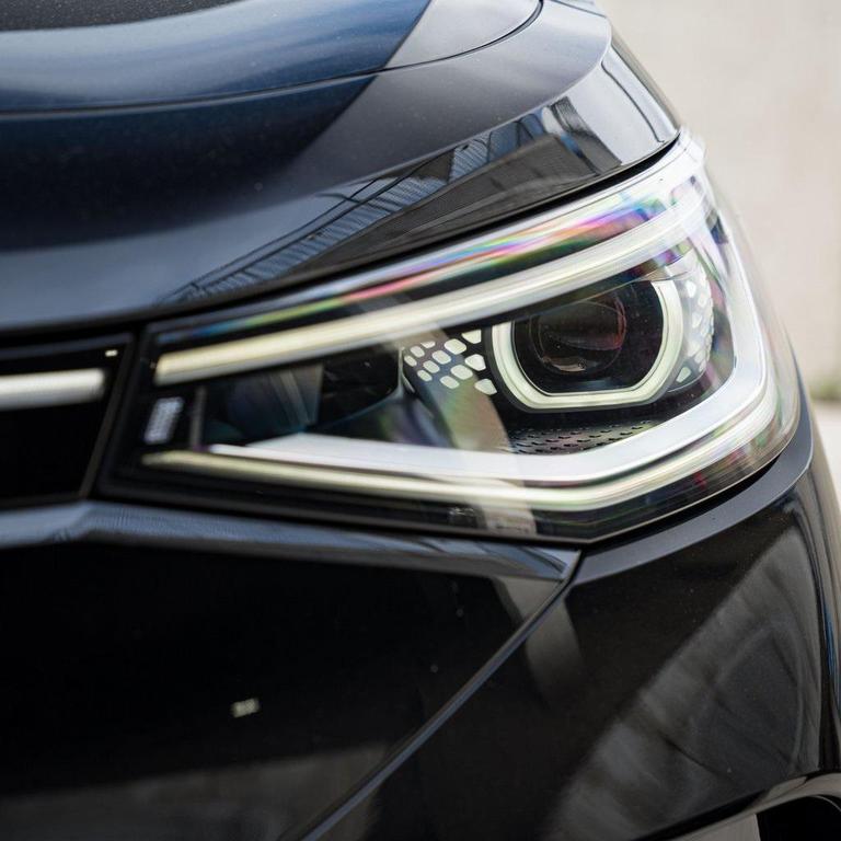 new 2025 Volkswagen ID.4 car, priced at $54,471