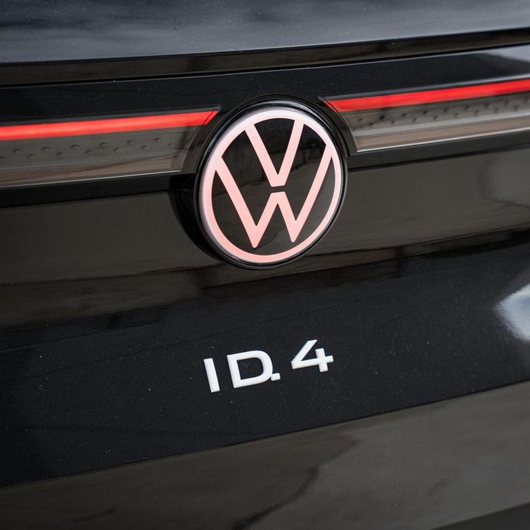 new 2025 Volkswagen ID.4 car, priced at $54,471