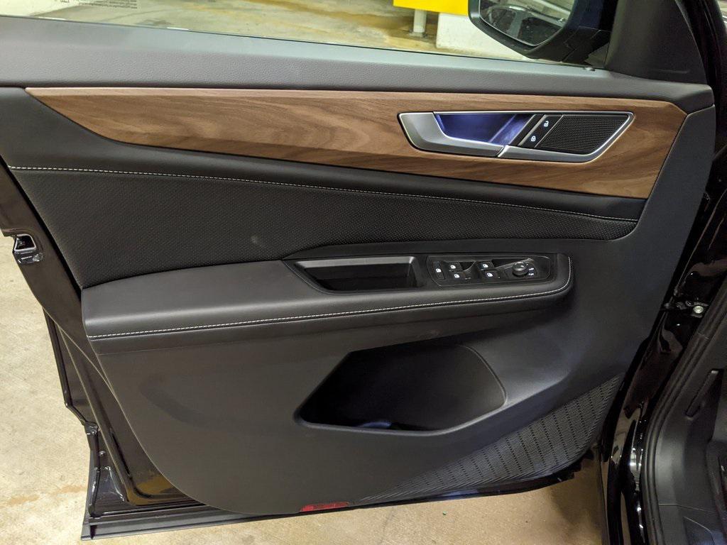 new 2026 Volkswagen Atlas car, priced at $39,734