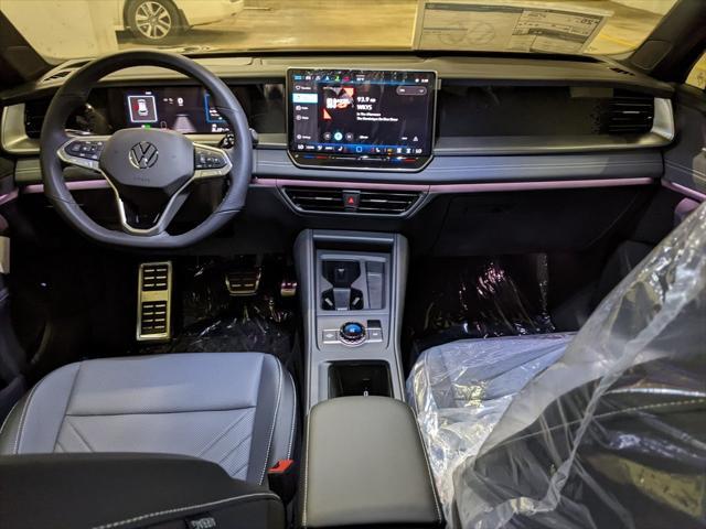 new 2025 Volkswagen Tiguan car, priced at $37,986