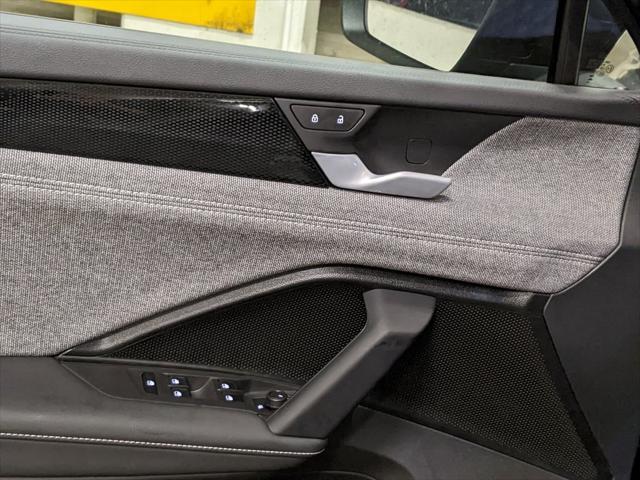 new 2025 Volkswagen Tiguan car, priced at $30,011
