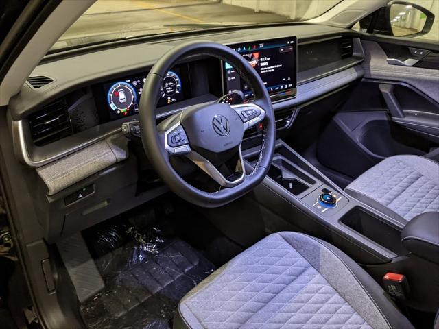 new 2025 Volkswagen Tiguan car, priced at $30,011