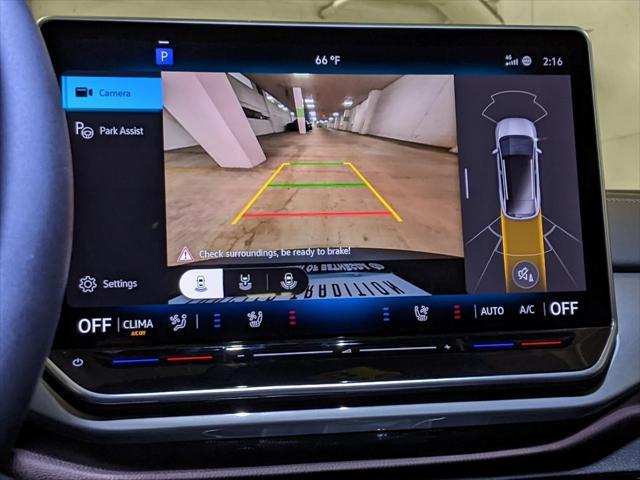 new 2025 Volkswagen ID.4 car, priced at $51,261