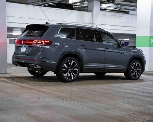 new 2025 Volkswagen Atlas car, priced at $51,921