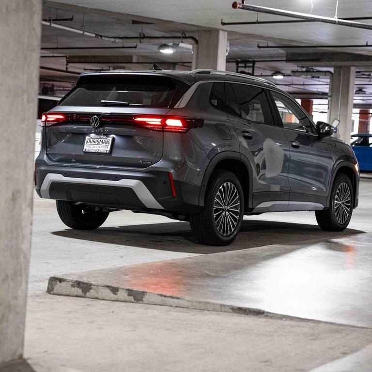 new 2025 Volkswagen Tiguan car, priced at $30,311