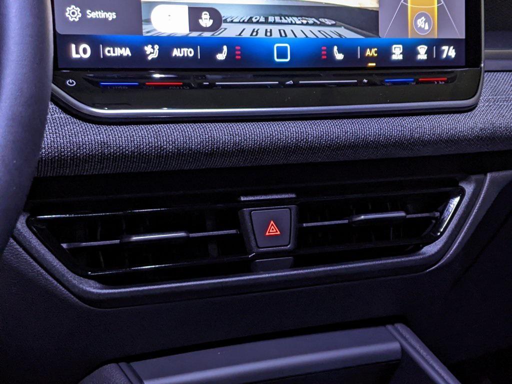 new 2025 Volkswagen Tiguan car, priced at $30,311