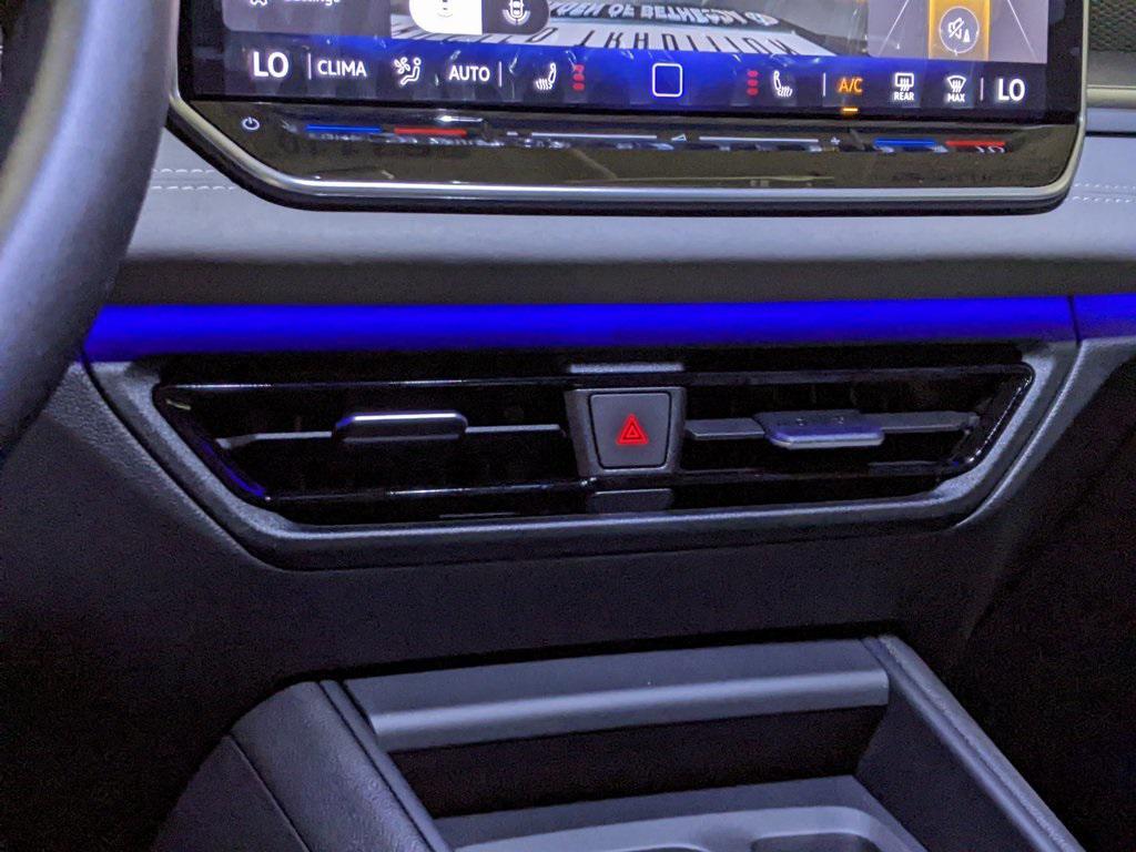 new 2025 Volkswagen Tiguan car, priced at $35,776