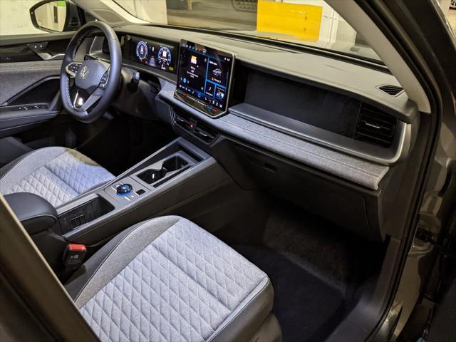 new 2025 Volkswagen Tiguan car, priced at $30,011