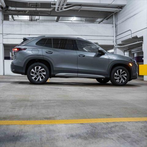 new 2025 Volkswagen Tiguan car, priced at $30,011