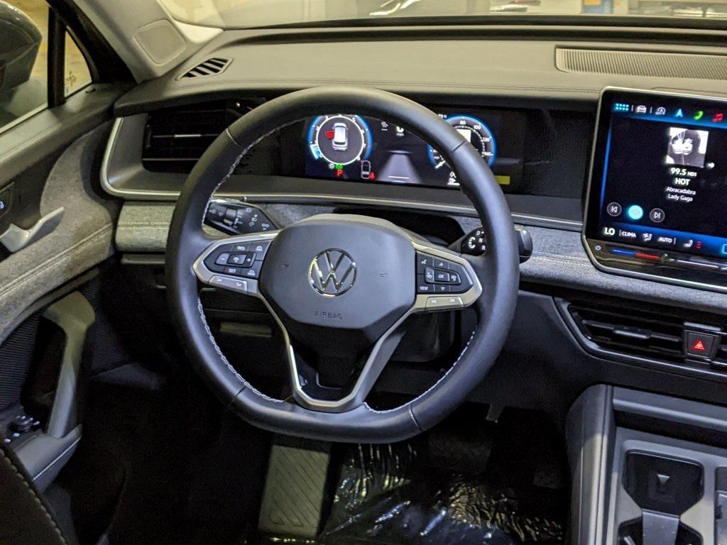 new 2025 Volkswagen Tiguan car, priced at $29,011