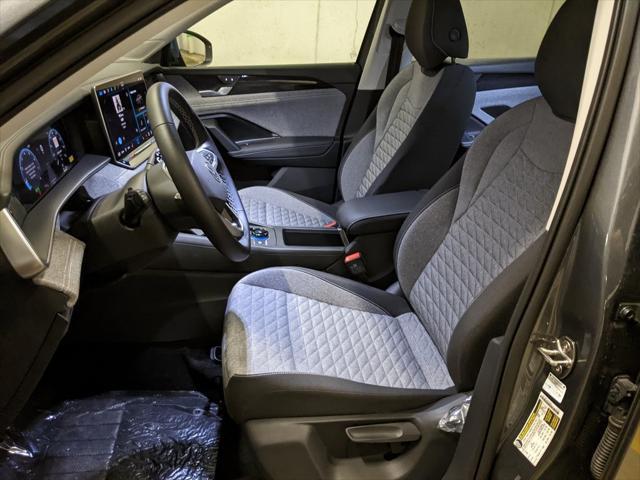 new 2025 Volkswagen Tiguan car, priced at $30,011