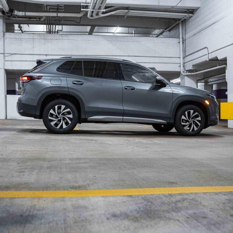 new 2025 Volkswagen Tiguan car, priced at $29,011