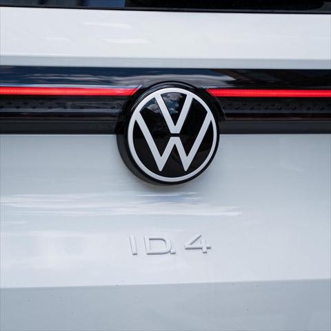 new 2024 Volkswagen ID.4 car, priced at $33,531