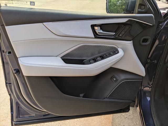 used 2022 Acura MDX car, priced at $40,000