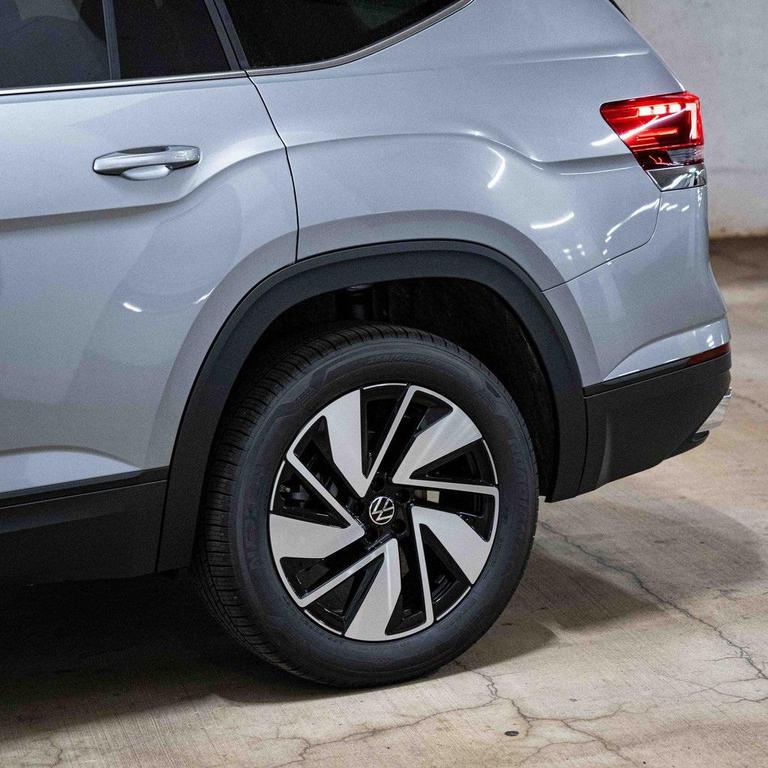 new 2026 Volkswagen Atlas car, priced at $46,949
