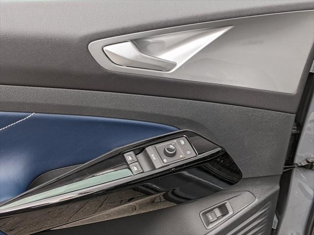 new 2025 Volkswagen ID.4 car, priced at $51,261